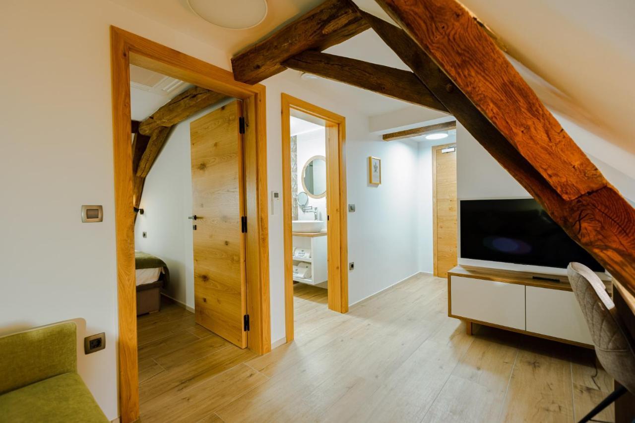 Resort Village Majer Gradac Bagian luar foto