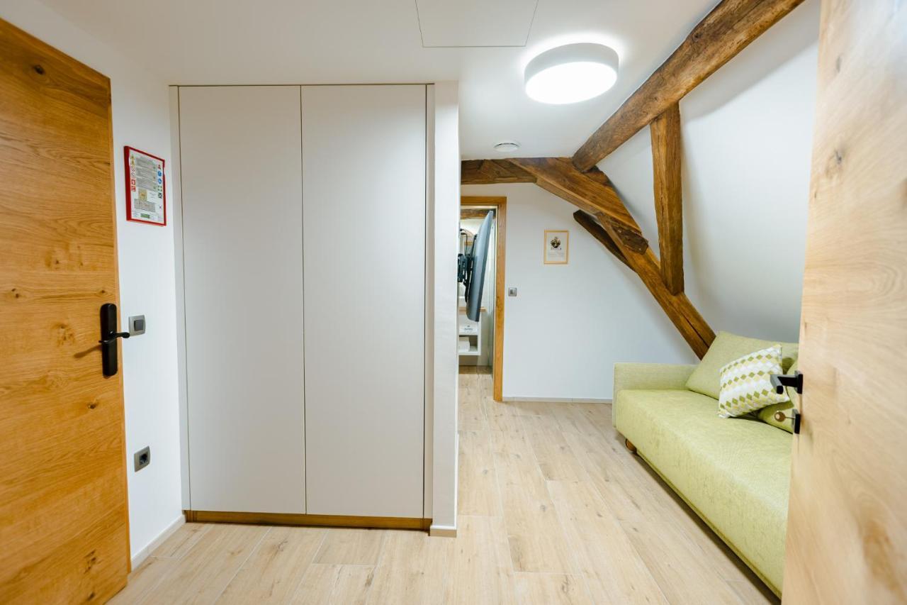 Resort Village Majer Gradac Bagian luar foto