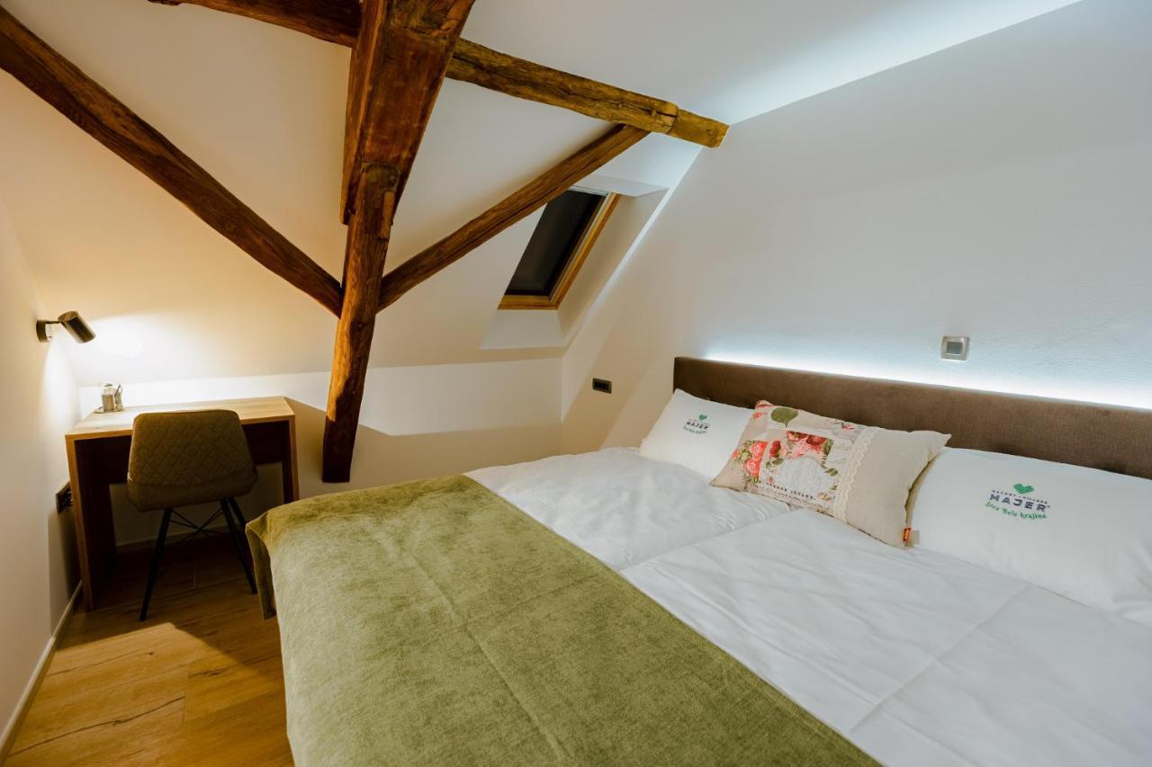 Resort Village Majer Gradac Bagian luar foto