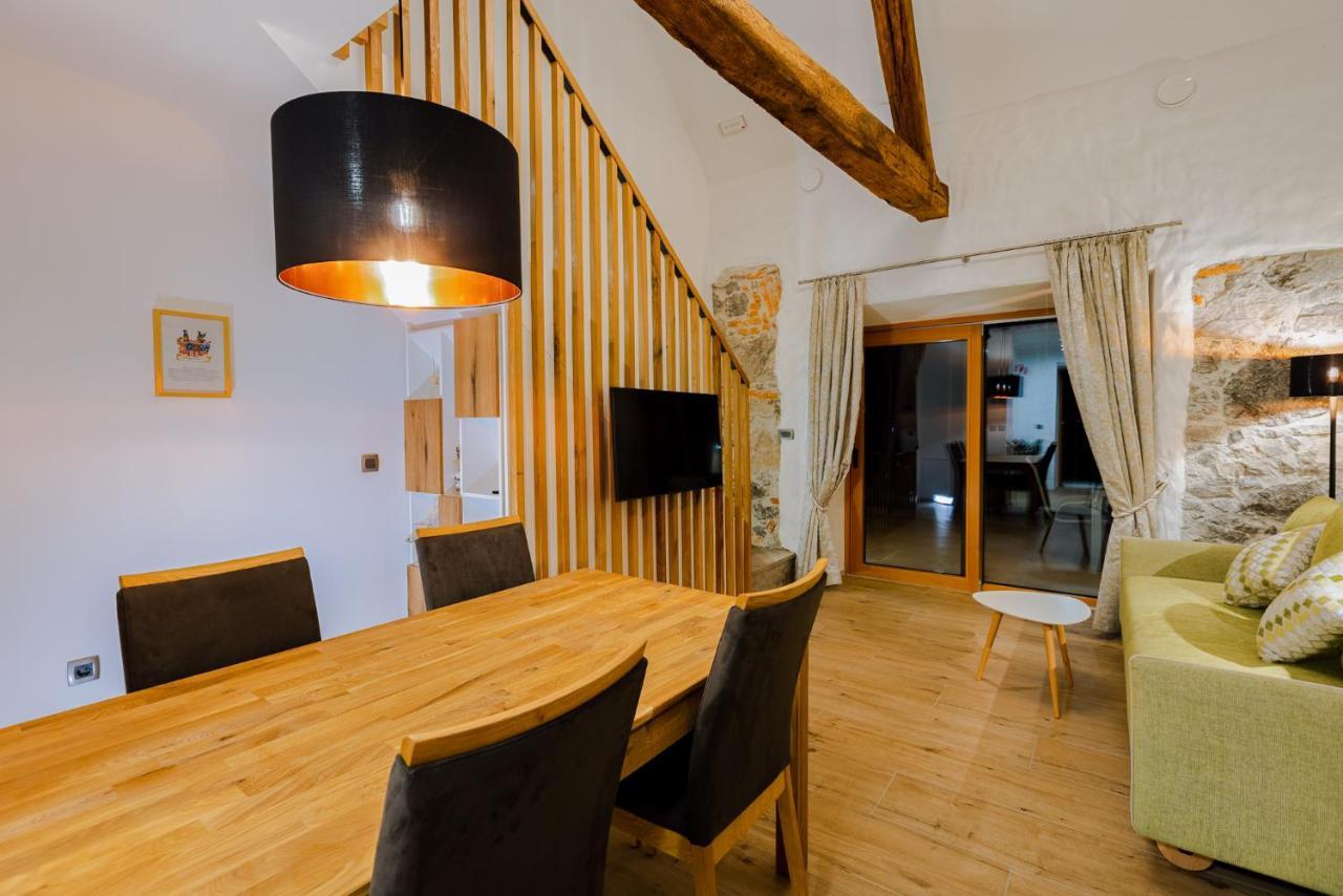 Resort Village Majer Gradac Bagian luar foto