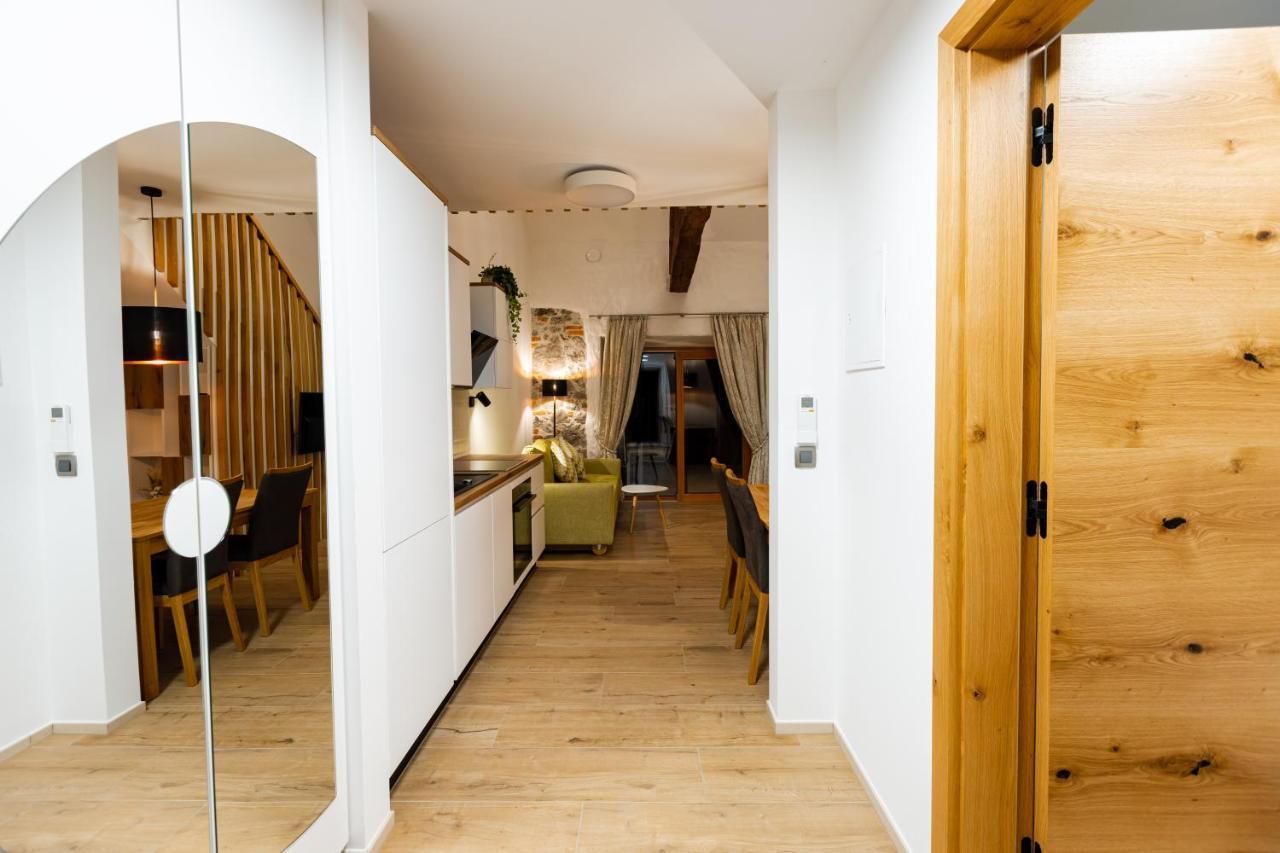 Resort Village Majer Gradac Bagian luar foto
